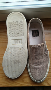 Billi Bi tennised, s 38 (2 foto / 2)