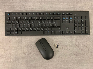 Dell KM-636 juhtmevaba klaviatuur ja hiir ENG/RUS (1 foto / 3)