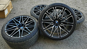 Диски R22 5x120 BMW x5 x6 m style + датчики f15 f16 (1 фото из 5)