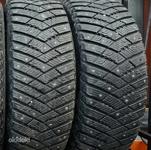 R17 rehvid 215 65 17 goodyear 8mm 2tk alles
