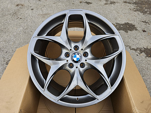R20 veljed 5x120 BMW x5 x6 f15 f16 e70 e71 e53 uued (1 foto / 1)