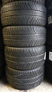 Шины R20 255 40 20 и 285 35 20 Michelin 6-7мм (1 фото из 1)