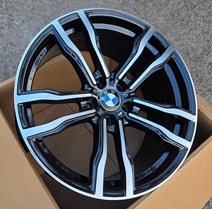 R20 veljed 5x120 BMW x5 x6 f15 f16 e70 e71 e53 612M uued (3 foto / 6)