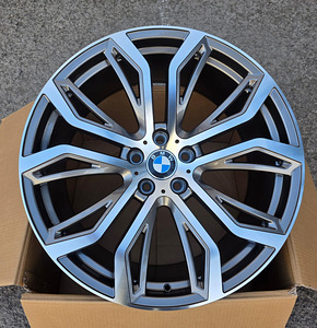 R21 veljed 5x120 BMW x5 x6 f15 f16 e70 e71 e53 375M uus (1 foto / 4)