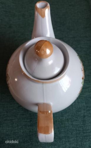 Suur teekann, Polonsky portselanivabrik, 1970. aastad (foto #2)