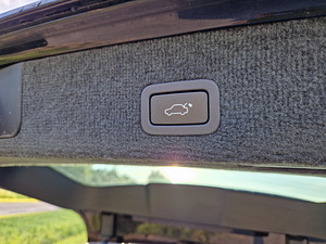 VOLVO XC70 AWD CLASSIC INTELLI SAFE MY16 2.4 D4 133kW (13 foto / 15)