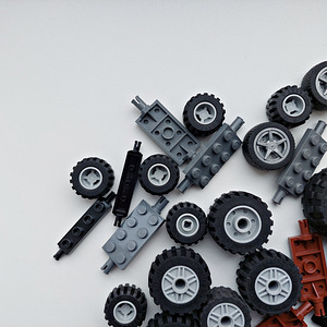 Lego rehvide ja kinnituste komplekt (2 foto / 4)