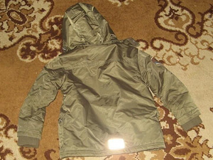 Зимняя куртка 104 (3 фото из 3)