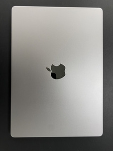 MacBook Pro 14" 2021 M1 PRO 1TB (2 foto / 5)