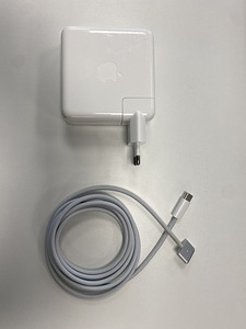 MacBook Pro 14" 2021 M1 PRO 1TB (5 foto / 5)