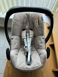 MAXI-COSI <12KG (2 foto / 7)