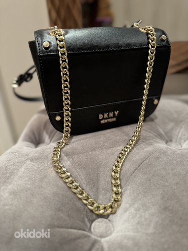 DKNY черная кожаная сумка (фото #3)