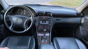 Продается mb benz c200 cdi. (5 фото из 5)