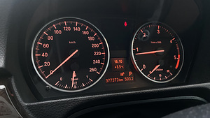 Продается БМВ 320д 2009г. (7 фото из 9)