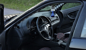 Продается BMW 318i swap m50b25nv e36 (7 фото из 8)