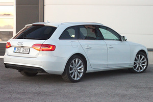 Продается Audi A4 B8 Facelift Quattro (6 фото из 13)