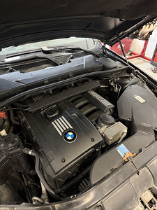 Продается двигатель BMW n53b30 (1 фото из 1)