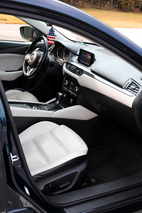 Mazda 6 AWD 2.2 R4 129kW (10 foto / 15)