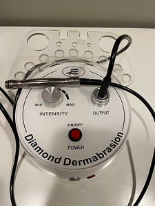 Diamond Dermabrasion / Teemantmikrodermabrasiooniseade (1 foto / 2)