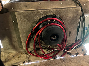 Alpine PDR V75 1500w Võim + subwoofer Pioneer TS-W3003D4  			