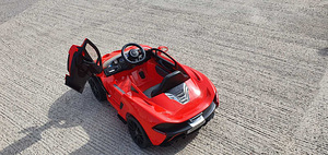 Elektriauto McLaren 12V (3 foto / 5)