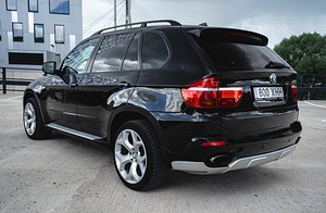 BMW X5 X-DRIVE (11 foto / 14)