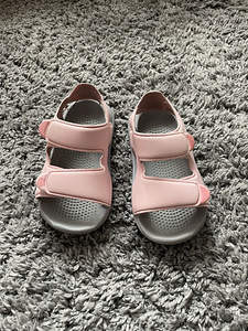 Сандалии Adidas (2 фото из 4)
