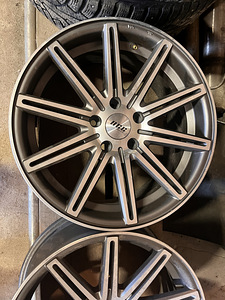 Veljed BMW R17, 5x112, 66,6, ET30, uued (6 foto / 9)