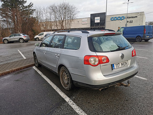 VW Passat B6 (3 foto / 15)