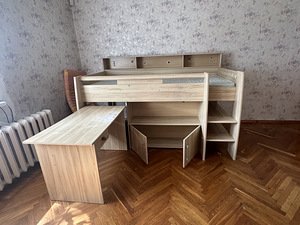 Voodi + laud (1 foto / 3)
