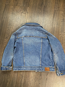 Zara 128 teksajakk (2 foto / 2)