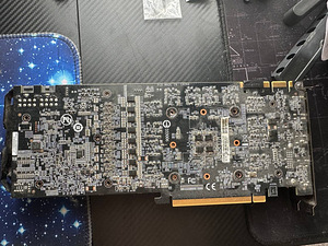 Продается неработающая видеокарта – GTX 1080 Ti 11GB (2 фото из 3)