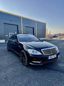 Mercedes-Benz S 500 AMG 5.5 V8 285кВ (4 фото из 9)