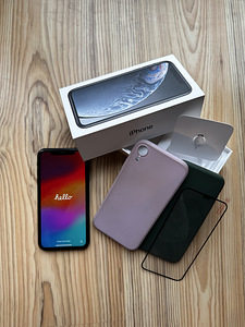 iPhone XR 128GB (1 foto / 5)