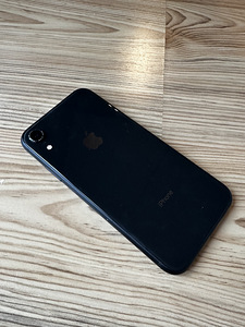 iPhone XR 128GB (3 foto / 5)