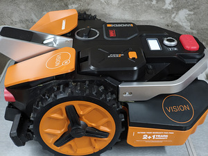 Robotniiduk Worx Vision WR206E 600mw2 (1 foto / 10)