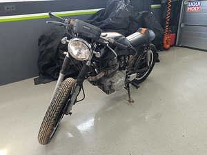 Honda CB250 cafe projekt (3 foto / 7)