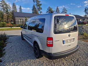 Vw caddy maxi cng (3 foto / 3)