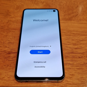 Samsung Galaxy S10e (1 фото из 3)
