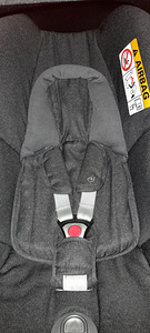 Maxi-Cosi Cabriofix turvahäll (0-13 kg) 2018 (2 foto / 6)