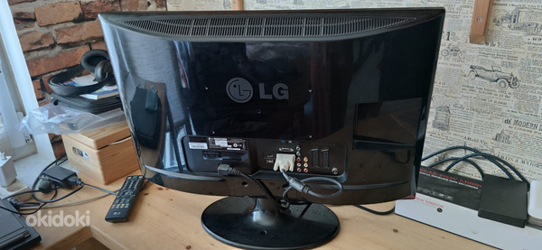 Монитор-телевизор LG 27' (фото #2)