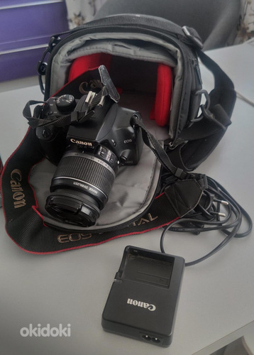 Canon Eos 1000d + чехол + зарядное устройство (фото #2)