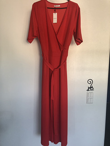 Женский комбинезон (2 фото из 3)