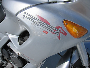 Mootorratas Aprilia Pegaso 650 Enduro (3 foto / 3)
