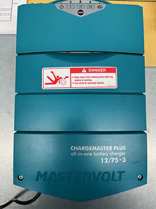 MASTERVOLT Marine 12/75-3 akulaadija (1 foto / 3)