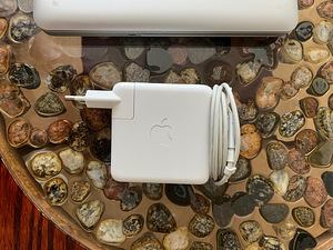 Apple MacBook Pro A1278 (9 foto / 9)