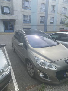 Прокат автомобилей (2 фото из 3)