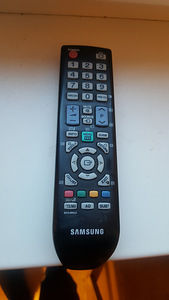 Пульт дистанционного управления телевизором Samsung