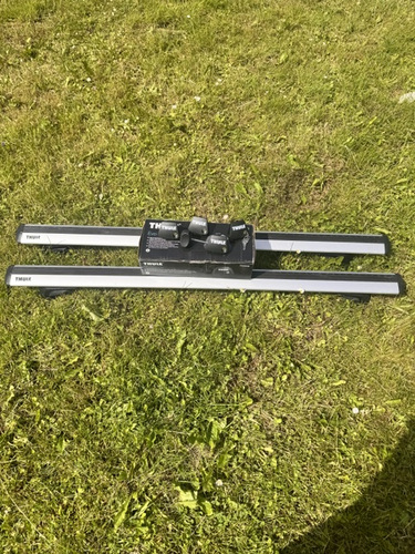 Багажник на крышу THULE