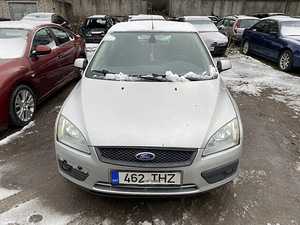 Ford Focus varuosadeks (2 foto / 6)